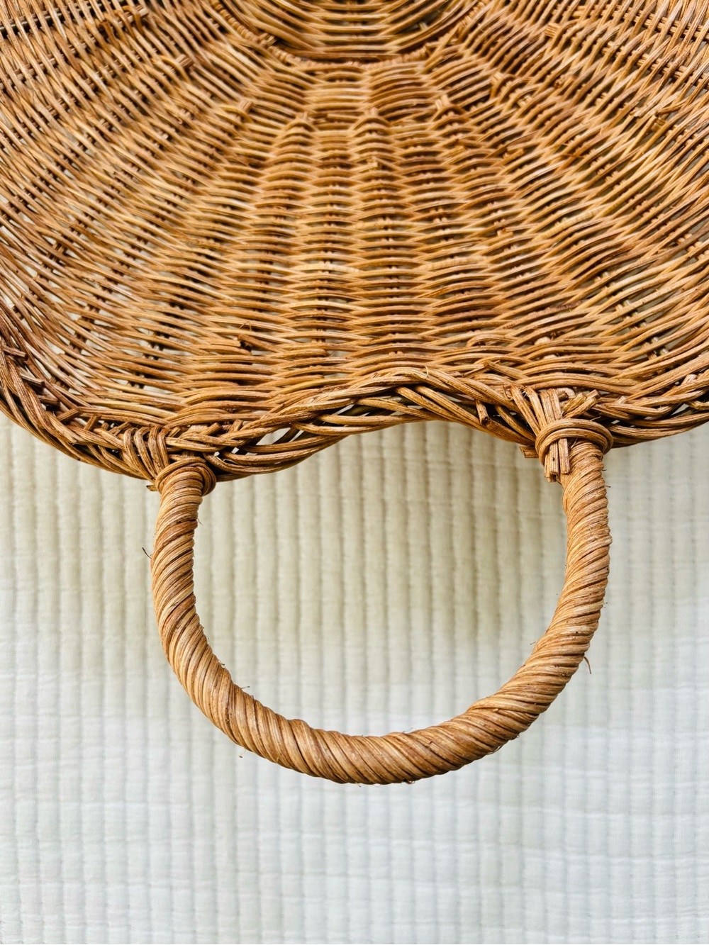 Threshold x Studio McGee Scallop Woven Shallow Bowl Basket Natural NWT - Picture 6 of 15